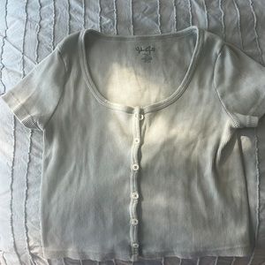 button up cropped tee